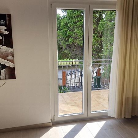 Apartmani Volga Petrcane Eksteriør bilde